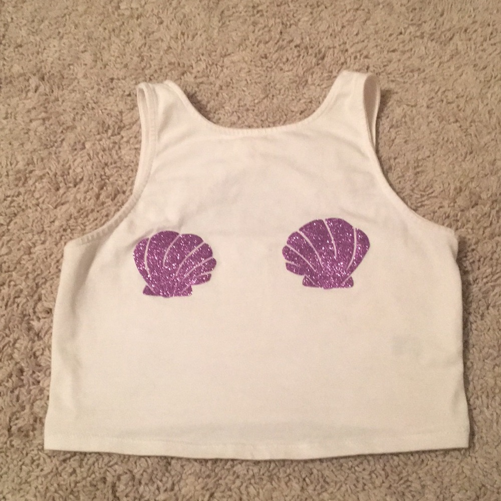 Bethany Mota Seashell Crop